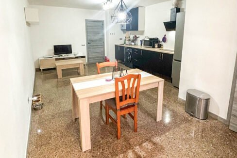vint-i-cinc de setembre 9, 1º-7