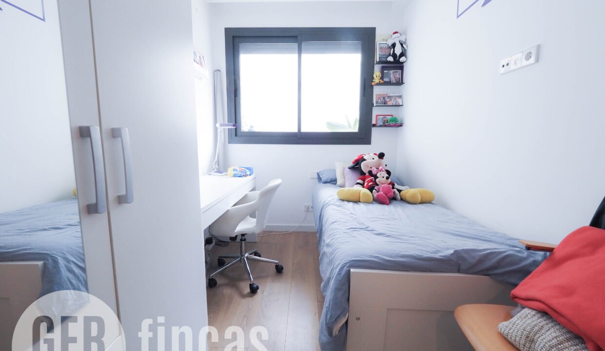 DOCTOR ULLES 16-146