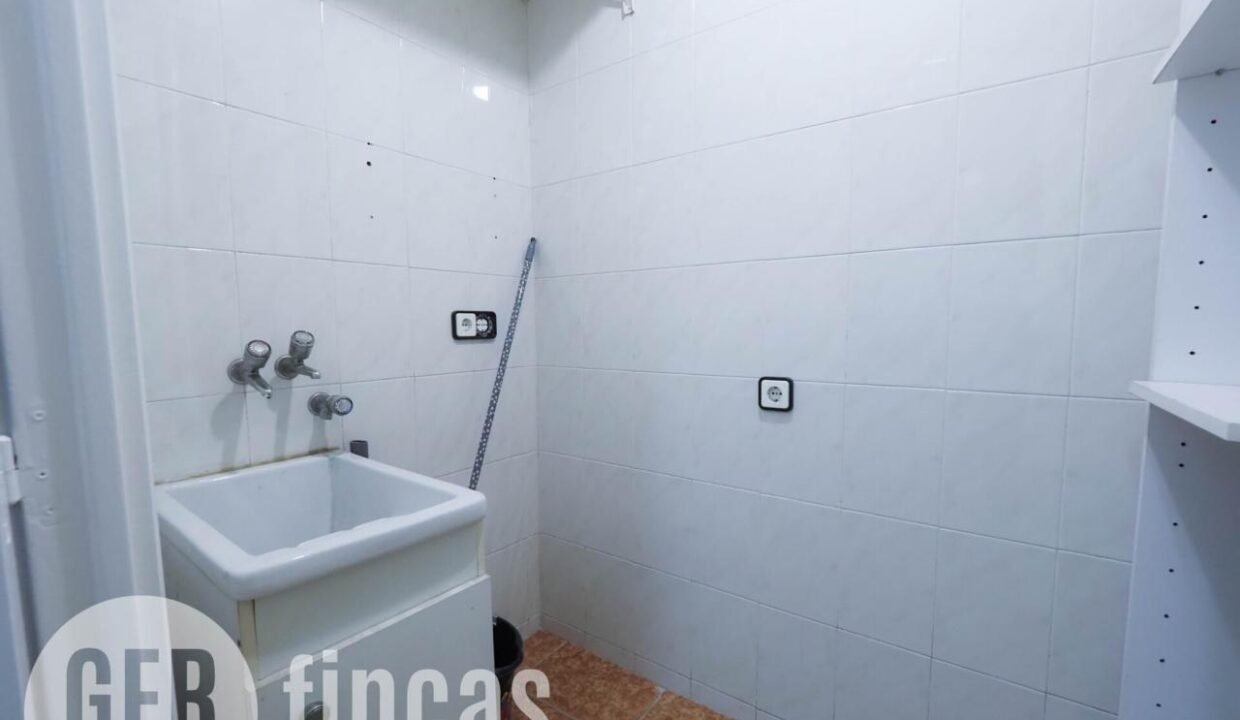 NURIA 12B3A596-02A0-4F87-BB95-24D00D17EF98