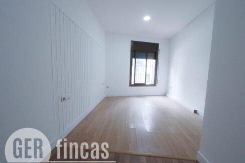 NURIA 5701D18C-3089-4DE7-ACAD-D3D17D2ACA0F