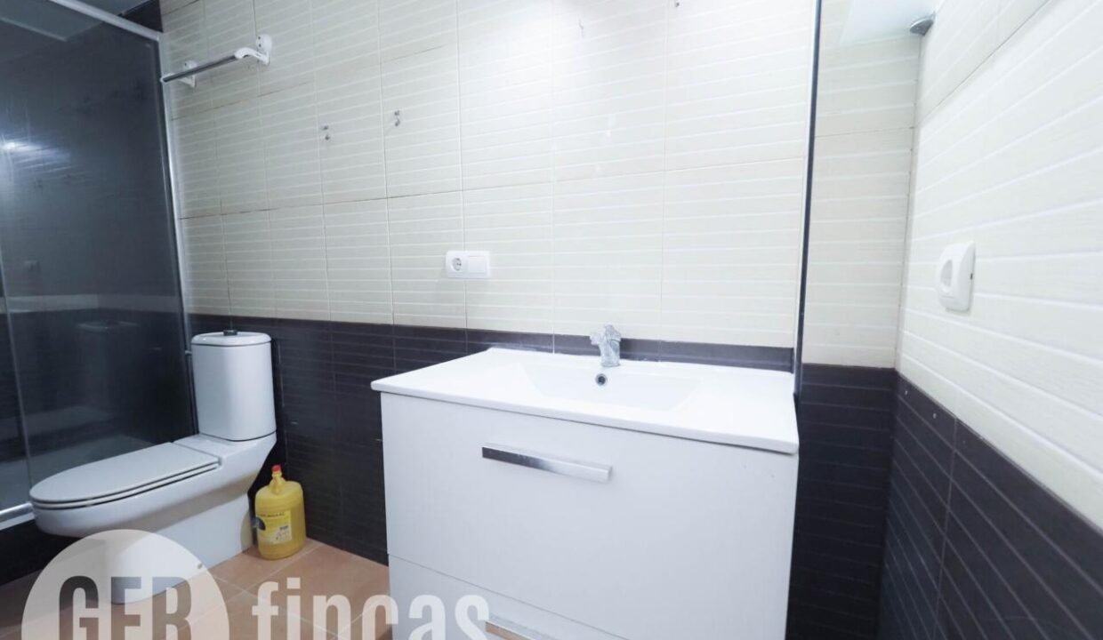 NURIA B923D007-AC46-42A4-8F73-85A23B876A3C