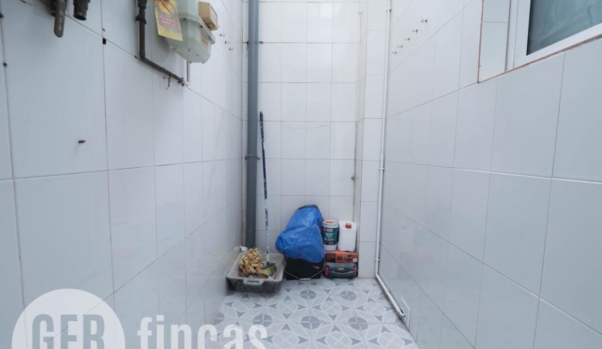 NURIA CC3C038E-A68F-419F-B4CA-4BB8546DB7AC