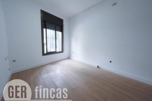 NURIA D26C6911-9D97-4AD4-875B-174C3D982514