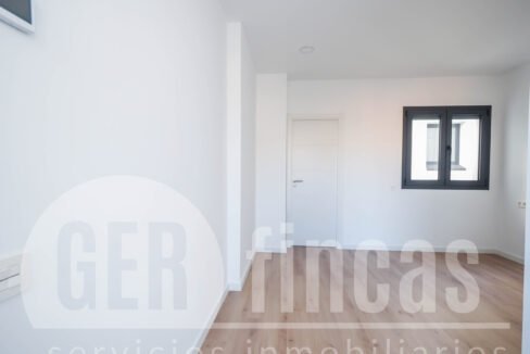 VINYALS 155, ATICO 2º (34 de 55)