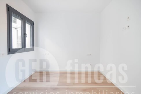 VINYALS 155, ATICO 2º (35 de 55)