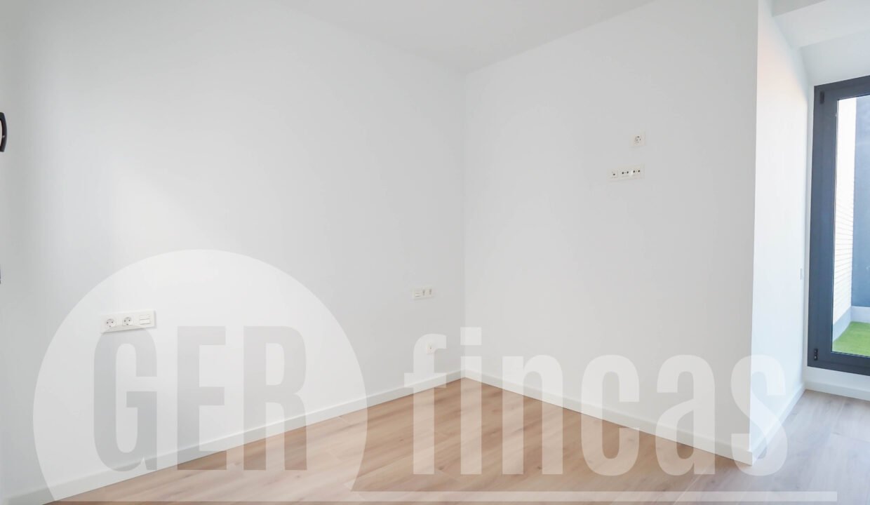 VINYALS 155, ATICO 2º (40 de 55)