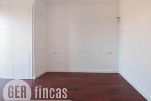MENENDEZ Y PELAYO 27