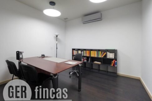 LOCAL RAMON LLULLFB64FECD-6AF3-4786-81CB-D214B8592C38
