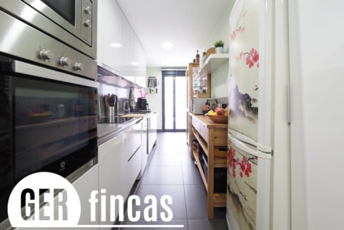 AV. CAN BELLET 68 040