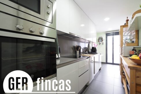 AV. CAN BELLET 68 042
