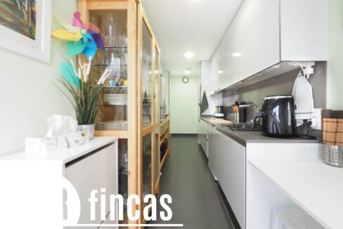 AV. CAN BELLET 68 095