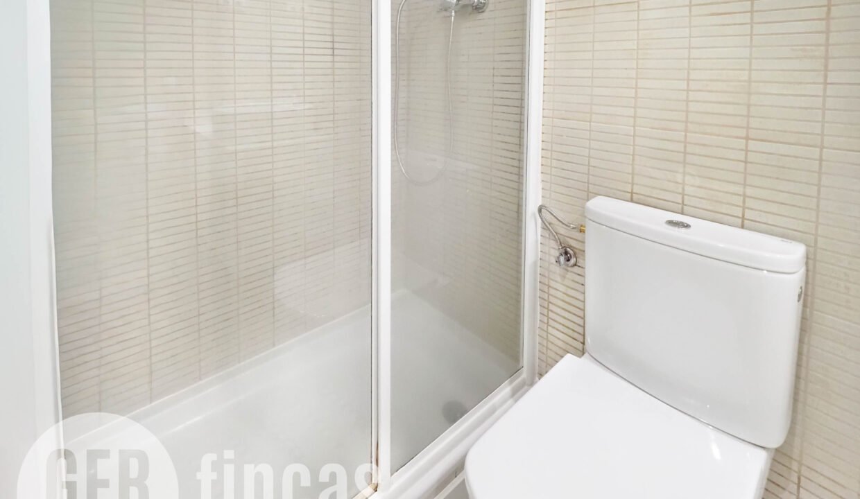 Menendez_208_2_4-290019