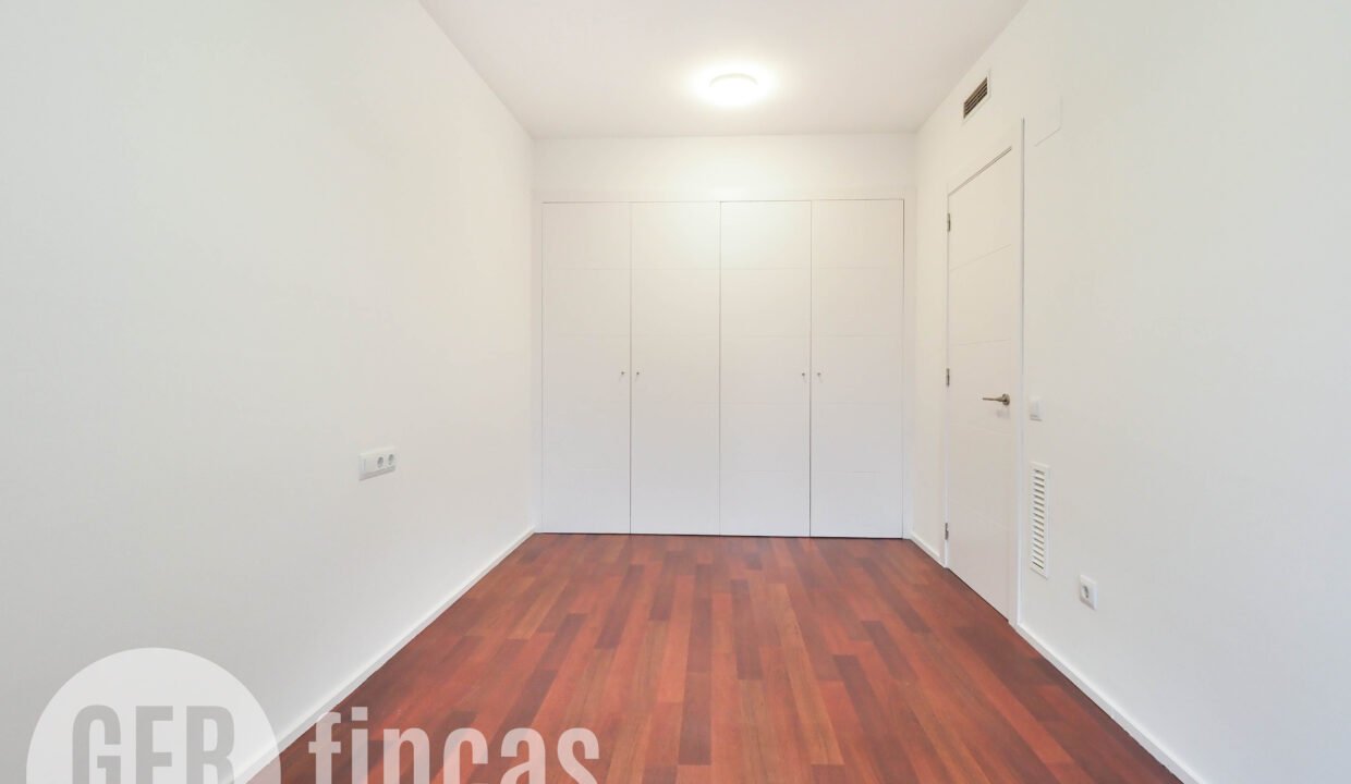 Menendez_208_3_1-290088