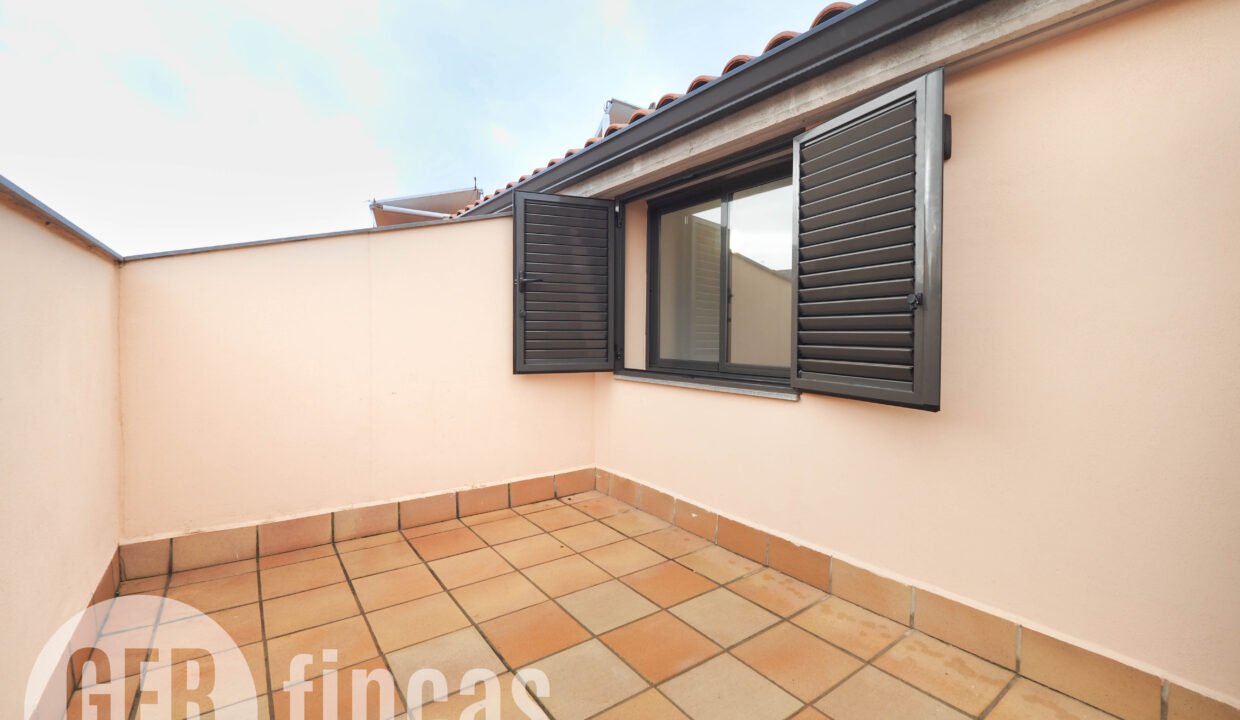 Menendez_208_3_1-290117