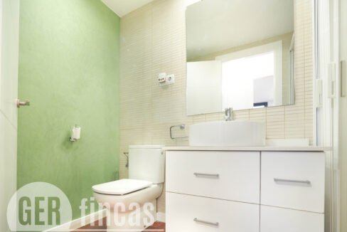 Menendez_208_3_1-290118