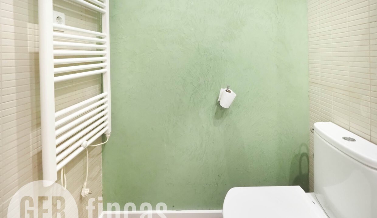 Menendez_208_3_1-290122