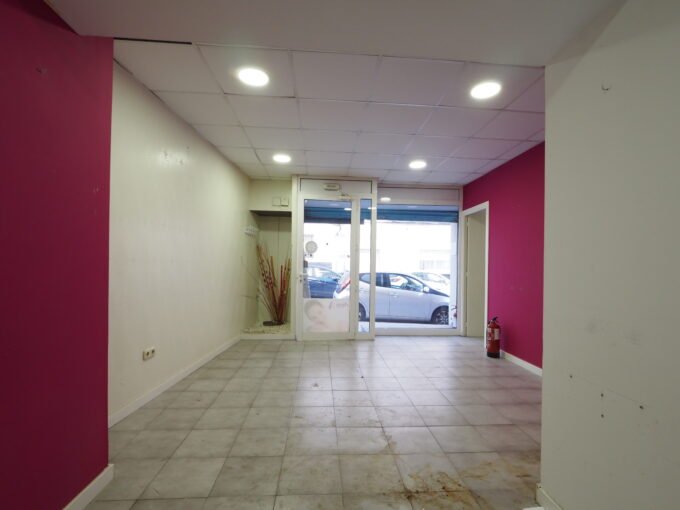 Local en calle Tarragona, Terrassa