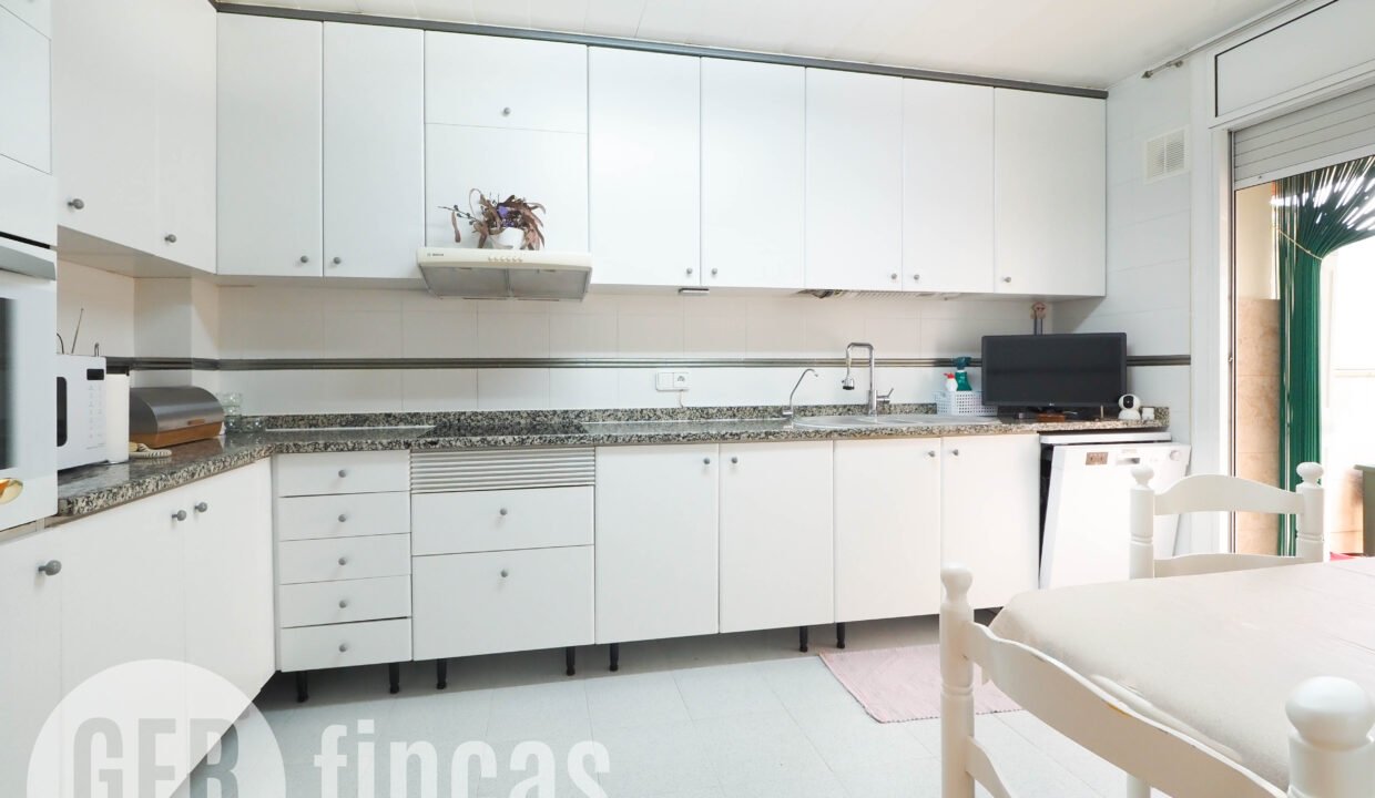 PINTORVANCELLS-4200053