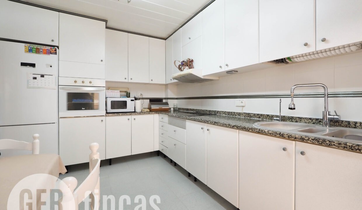 PINTORVANCELLS-4200056