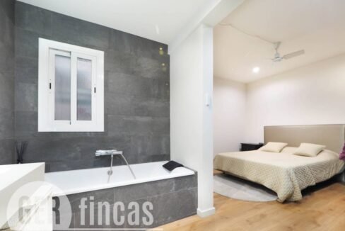 500806_60850078113_4bf28410-34ae-417f-9322-534d9ba51fc3