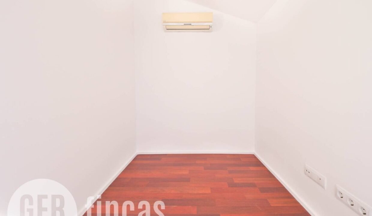 500806_61669786479_b07d3f58-5a23-4337-bf24-653218499a38