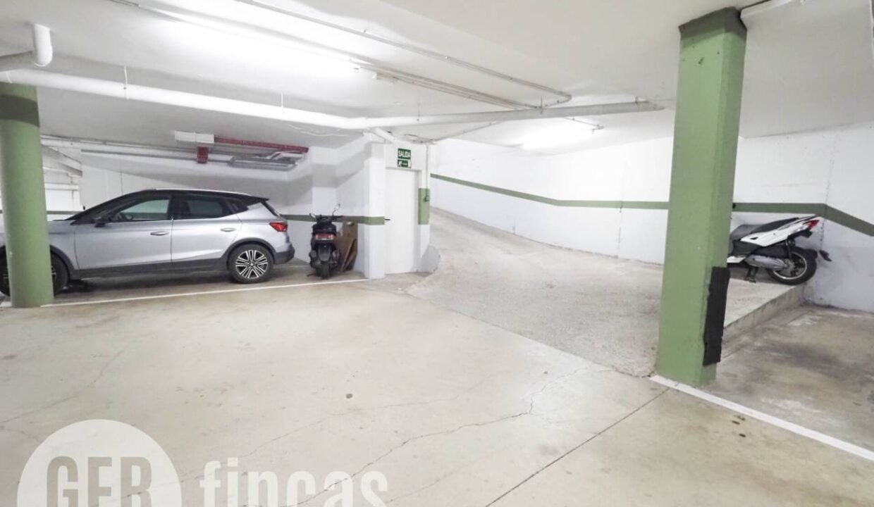 500806_61669786479_c26a4444-2058-4c38-942a-22d8d37625f4