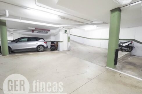 500806_61669786479_c26a4444-2058-4c38-942a-22d8d37625f4