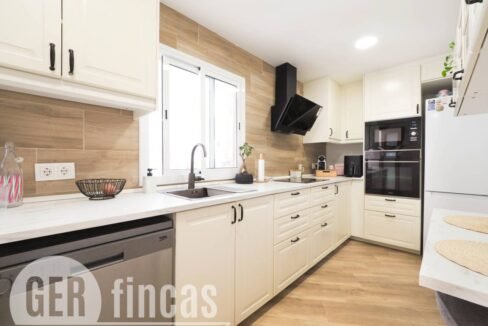 500806_61737060163_c95ae1a2-a394-445f-b71e-36589b65e21d