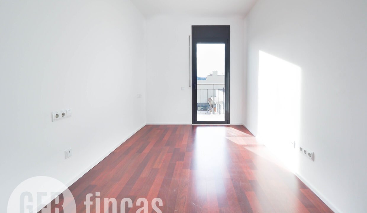 MPELAYODUPLEX-2090018