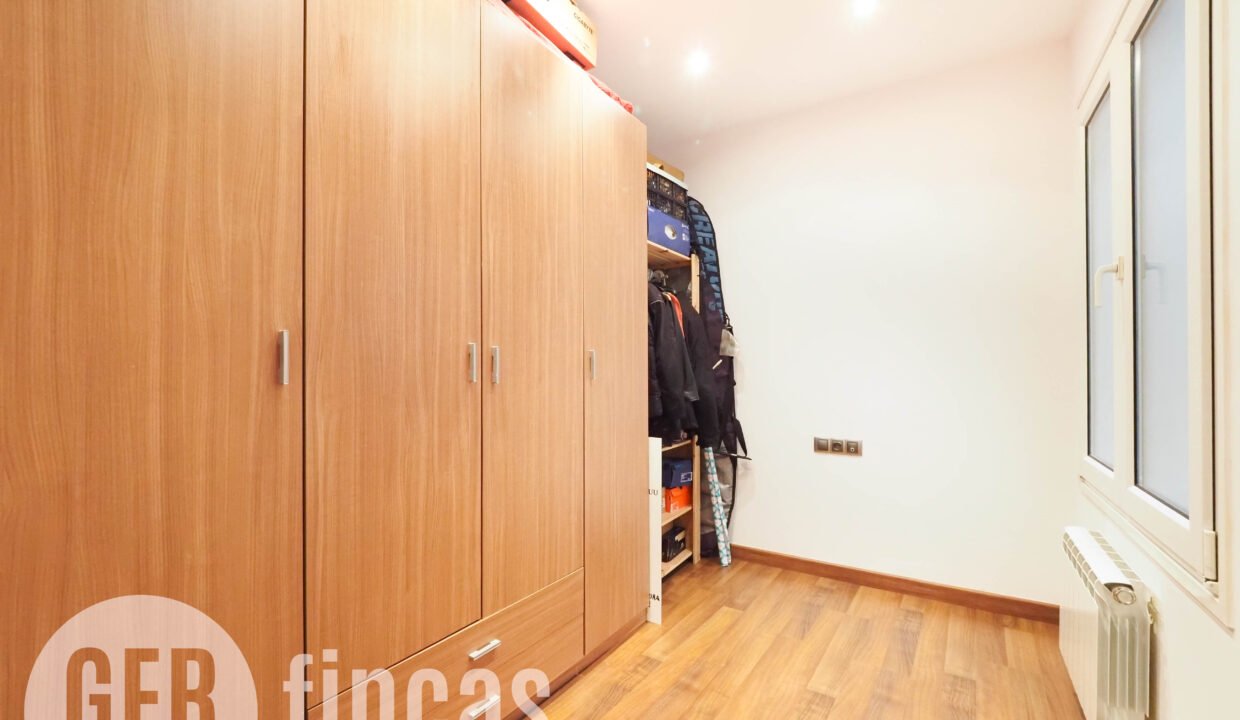 ROVIRAIBRUSI-2250004