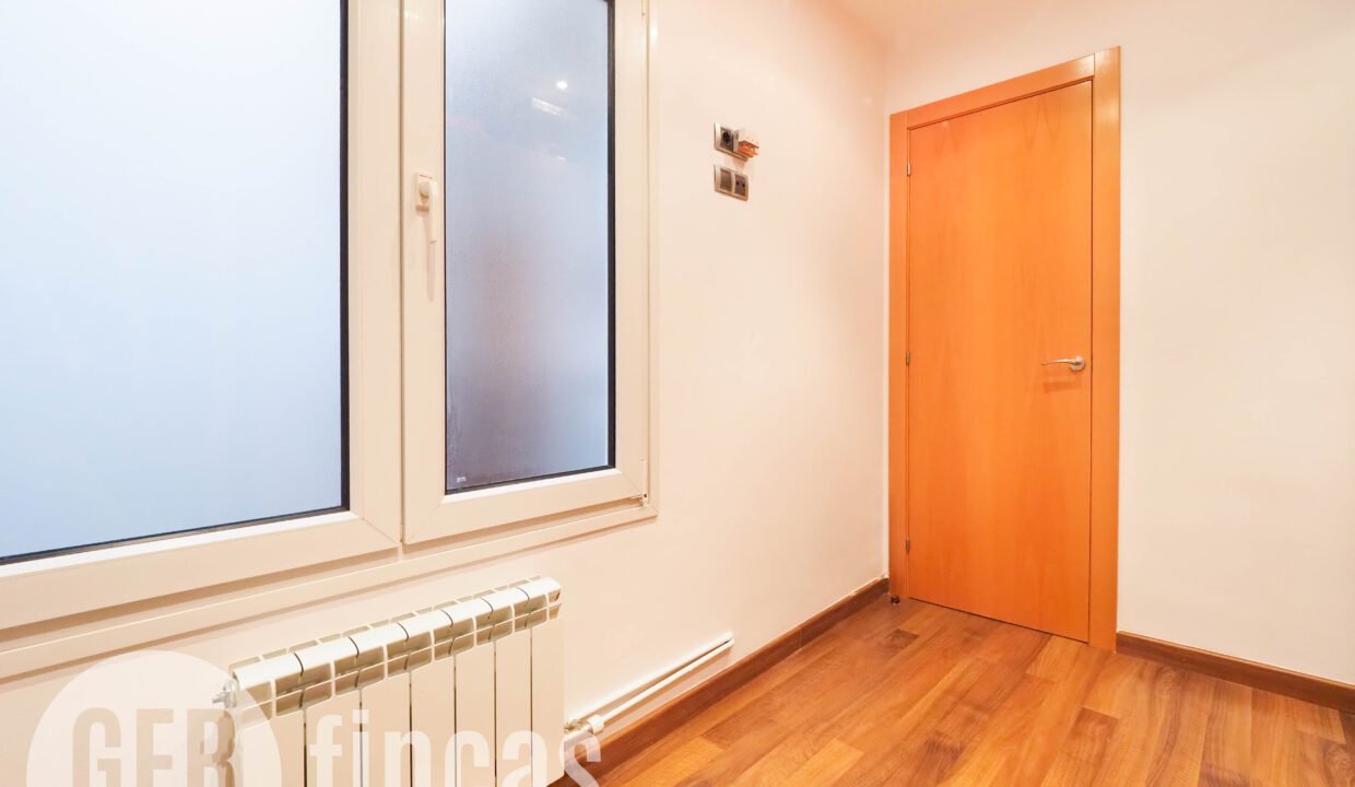 ROVIRAIBRUSI-2250007