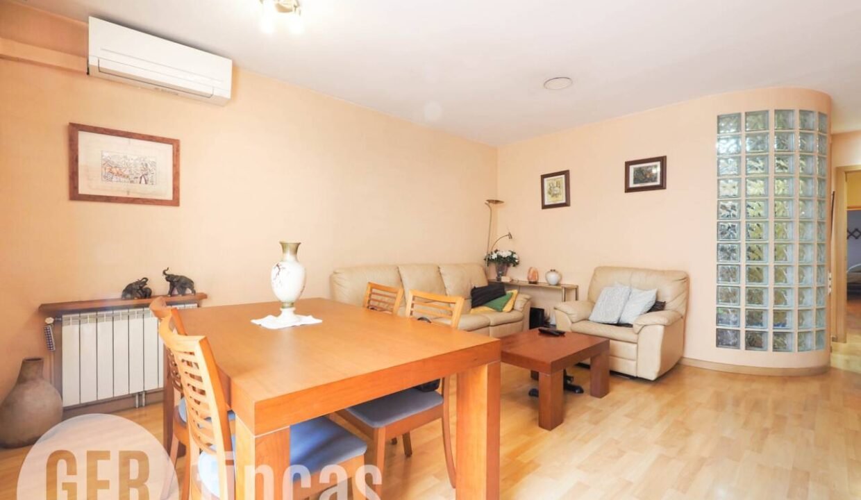 500806_61676879978_93a6ec96-8bb0-4232-843d-43901f092997