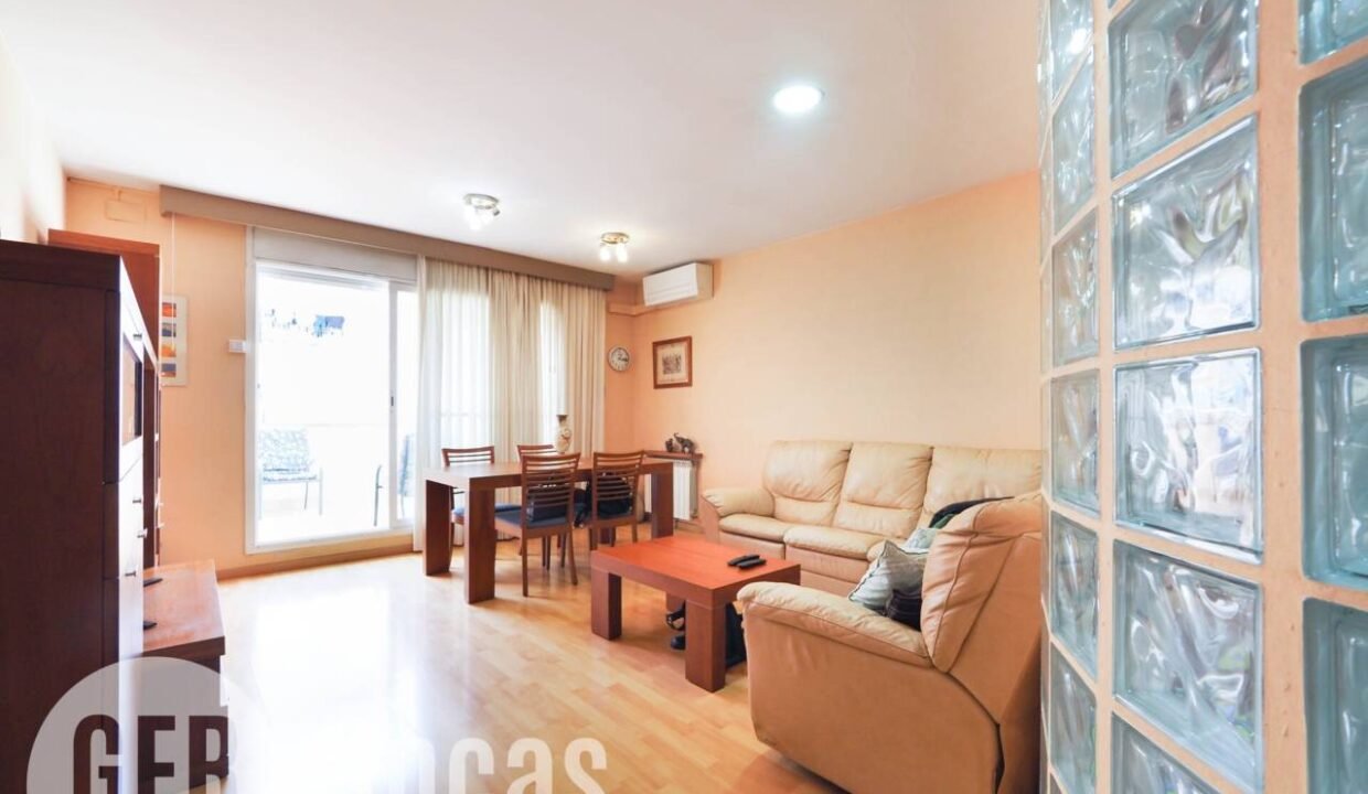 500806_61676879978_e1213b09-2f4a-48bc-b01b-2c86e16f2c79