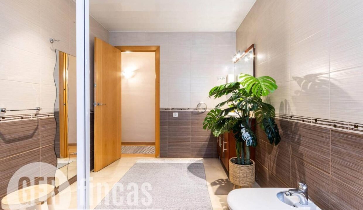 500806_62500136182_3285ea4e-2187-4800-9884-ea3f306c378c