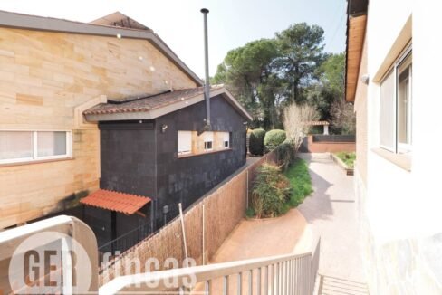 500806_62595209013_0da04e6c-0375-448e-8003-b95970900a94