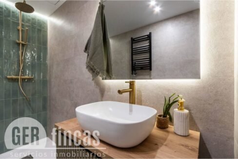 500806_62597470186_ea60ccca-48fe-4141-8dc7-192066a64a5a