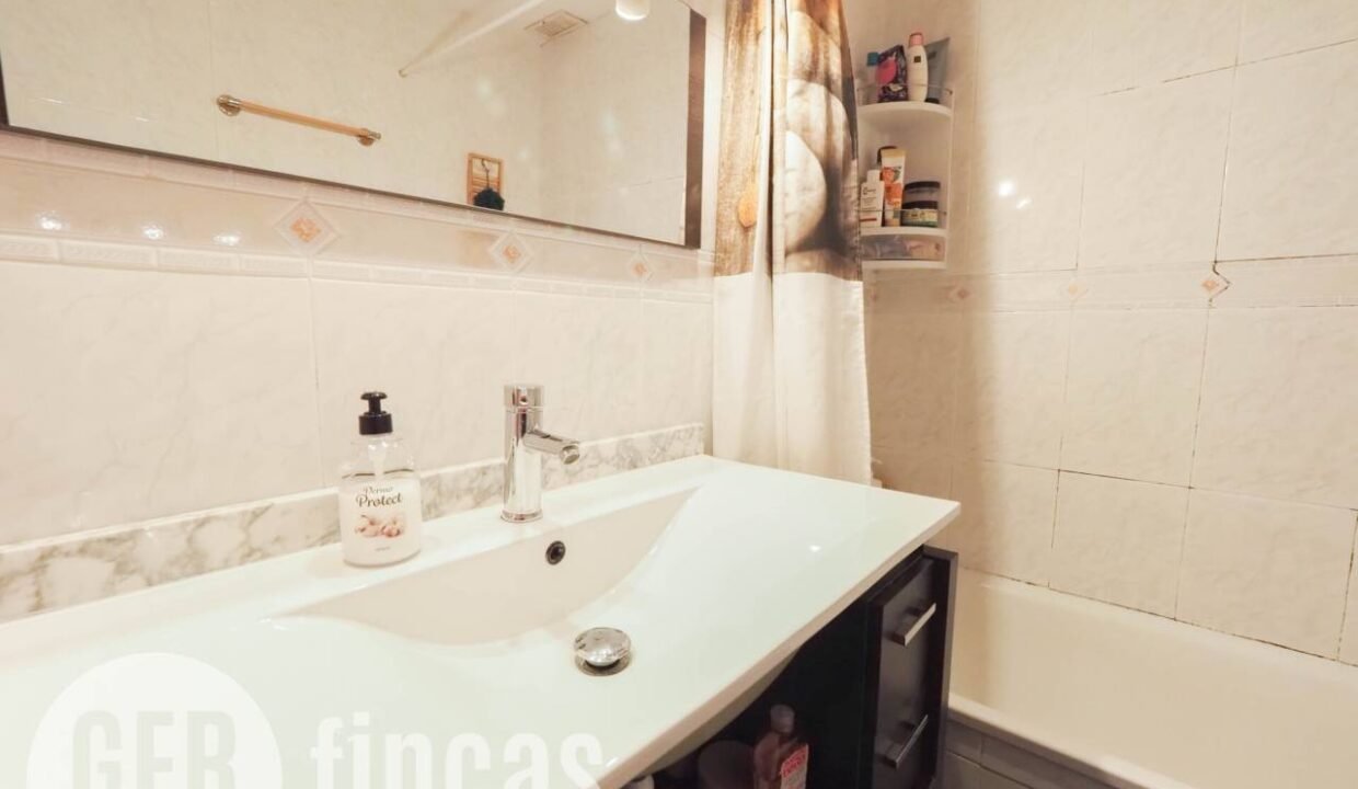 500806_63355600328_06e0cdf8-ced4-4a22-8a38-76cf64233b6b