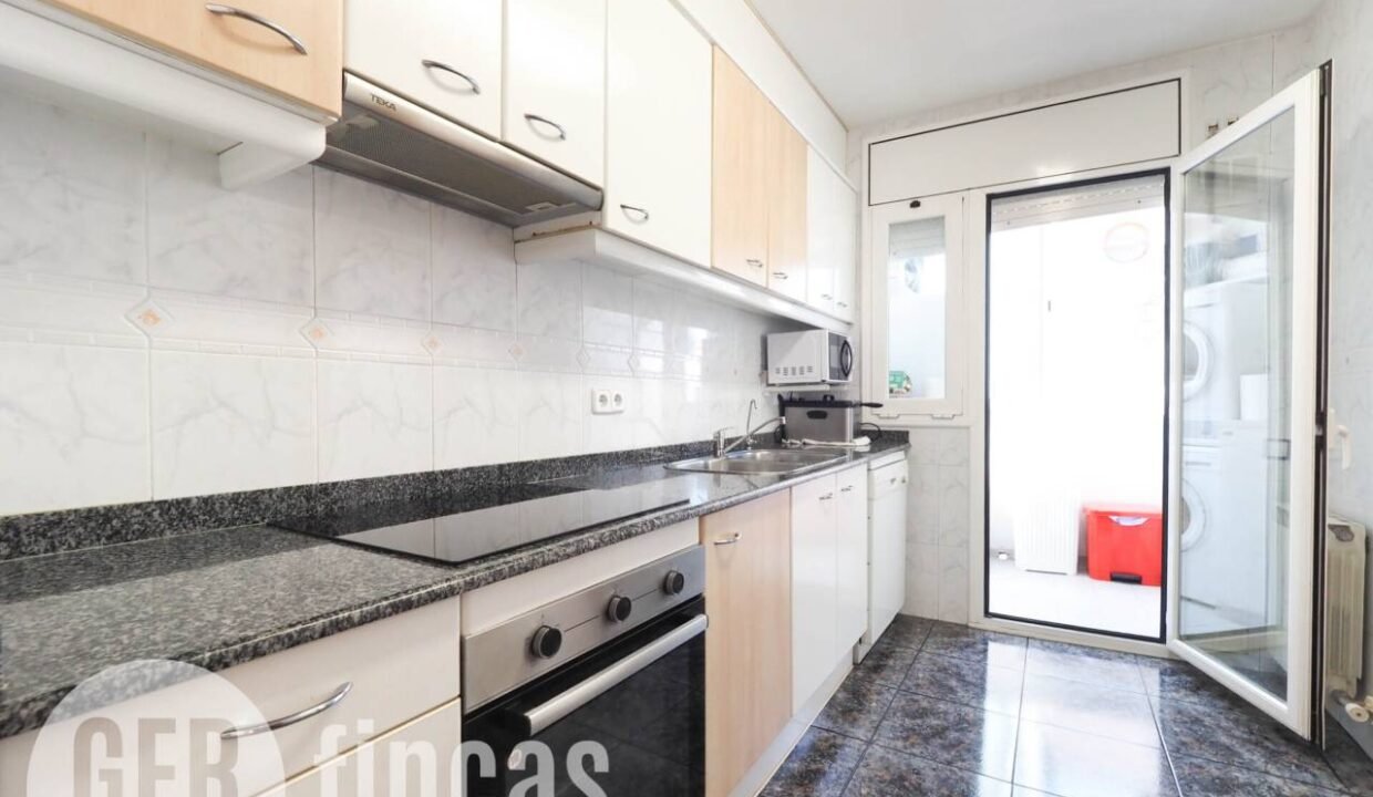 500806_63355600328_fa14793d-4824-40b3-bf04-02663e6d2e5a