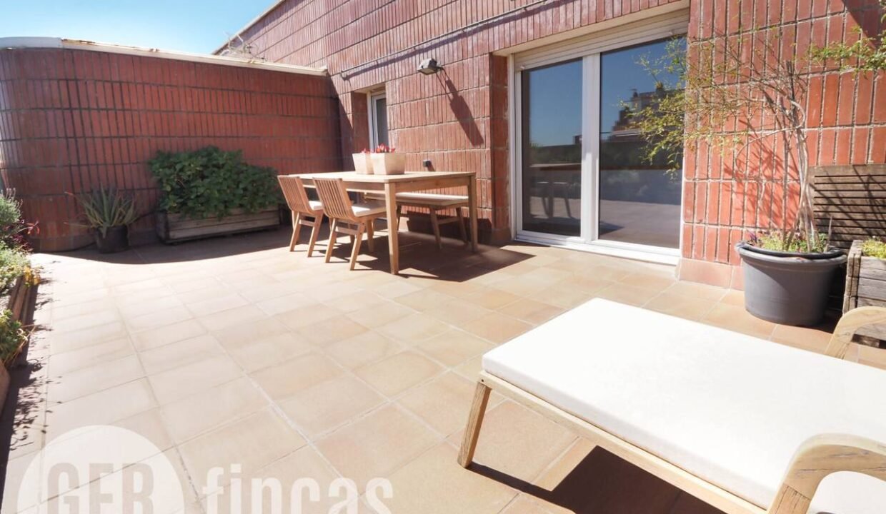 500806_63374805003_2aacff5b-fe83-47c3-b3dc-bf8307ca9e20