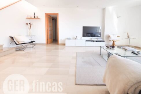 500806_63374805003_45209254-b14b-4001-84d1-dd12e5b950e3