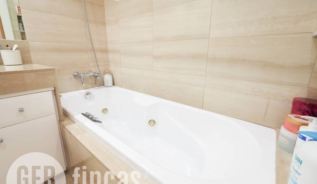 500806_63374805003_a200c851-fc46-4f66-9211-6419b8710740