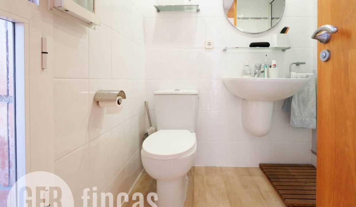 500806_63374805003_b200ddb9-2896-4072-97f8-a27c31219a4f