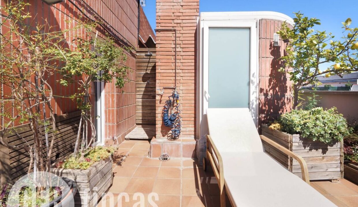 500806_63374805003_df9a68a8-15b0-4f35-b017-fb47d28ff019