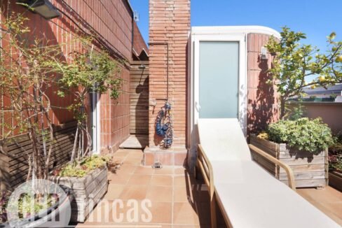 500806_63374805003_df9a68a8-15b0-4f35-b017-fb47d28ff019