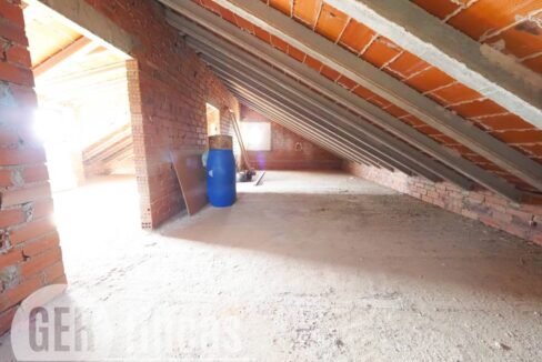 500806_63390760420_106_20260416131759761