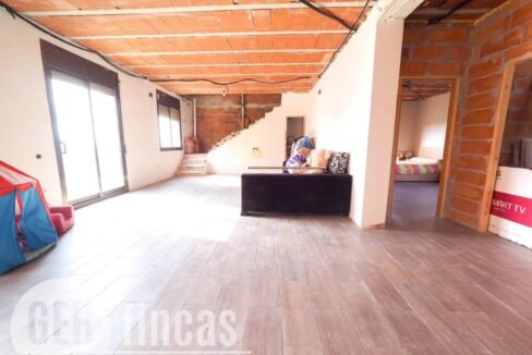 500806_63390760420_81_20260416131712053