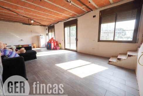 500806_63390760420_85_20260416131718555