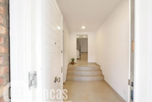 500806_63398216908_821901bd-4171-4b1a-8595-744cae528f8a