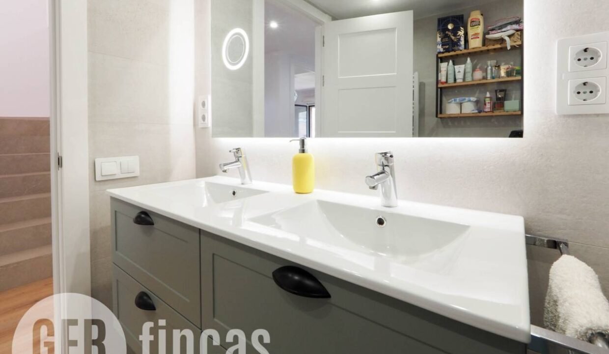 500806_63398216908_8aec719c-8580-4926-9cbf-5439901d266b