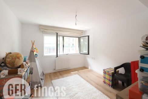 500806_63398216908_c4cdac4d-867f-4d61-a7db-4fba18fe1217